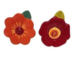 Tag Ceramic Fall Flower Salt n Pepper Shakers Orange and Red Green Stems